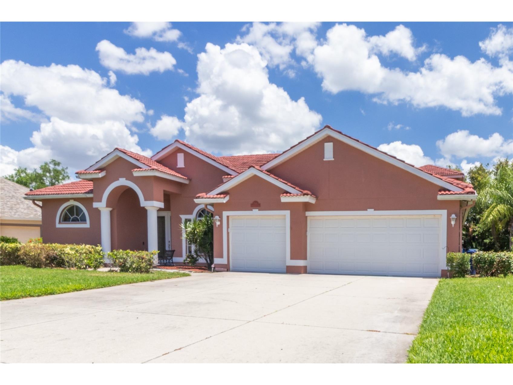 7341 Featherstone Boulevard Sarasota FL 34238 A4692990 image1