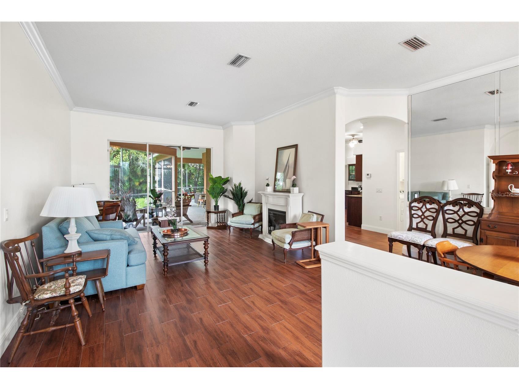 7341 Featherstone Boulevard Sarasota FL 34238 A4692990 image3