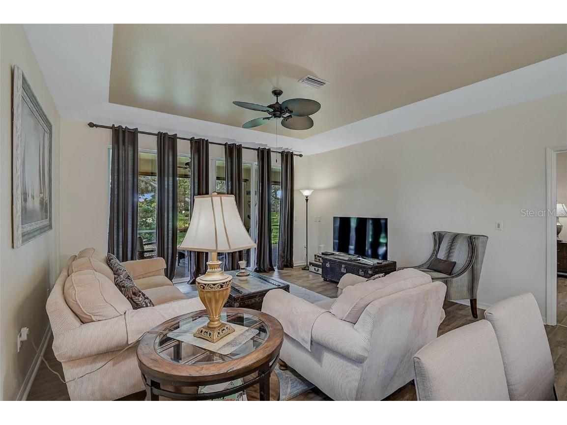 7341 Golf Pointe Circle Sarasota FL 34243 A4660915 image10