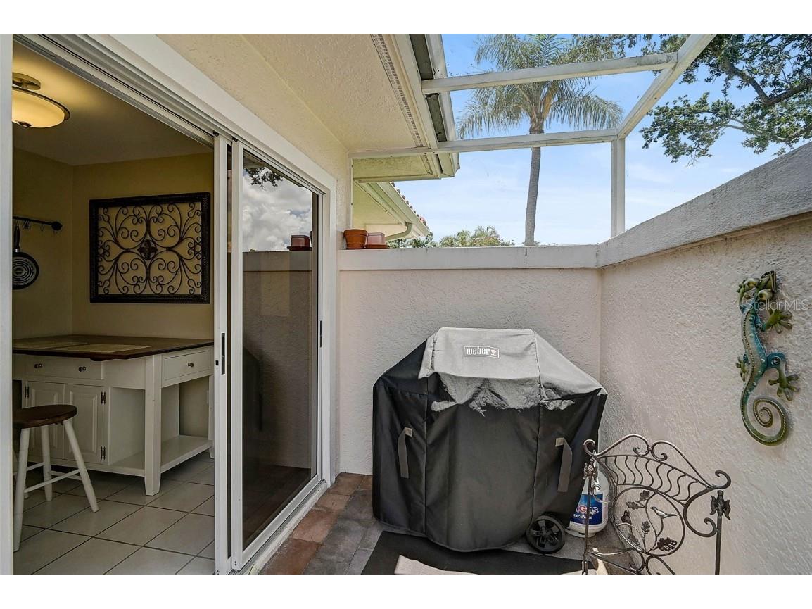 7341 Golf Pointe Circle Sarasota FL 34243 A4660915 image31