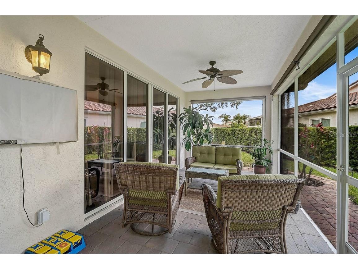 7341 Golf Pointe Circle Sarasota FL 34243 A4660915 image34