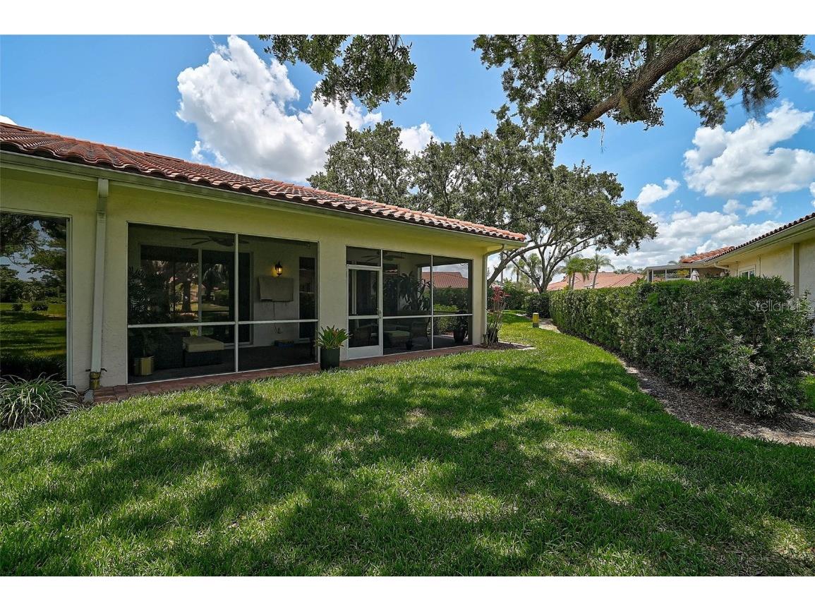 7341 Golf Pointe Circle Sarasota FL 34243 A4660915 image39