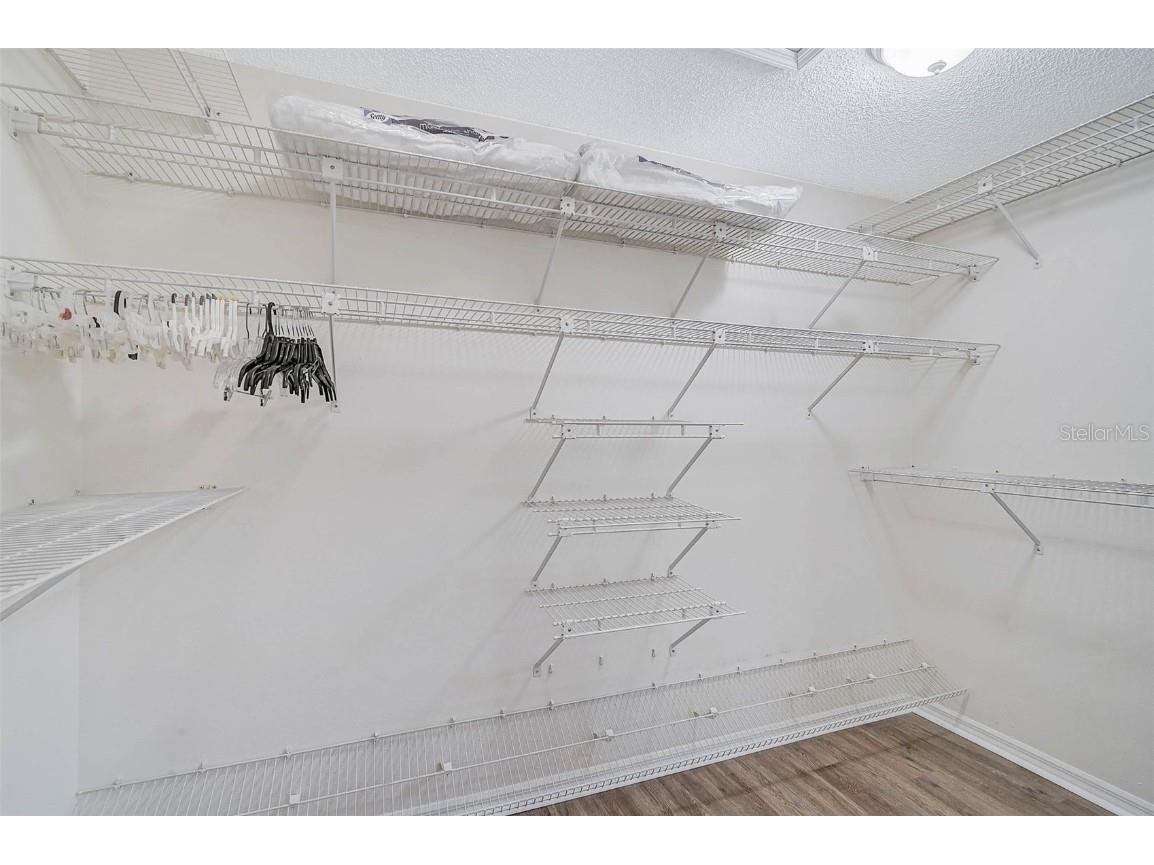 7341 Golf Pointe Circle Sarasota FL 34243 A4671327 image24