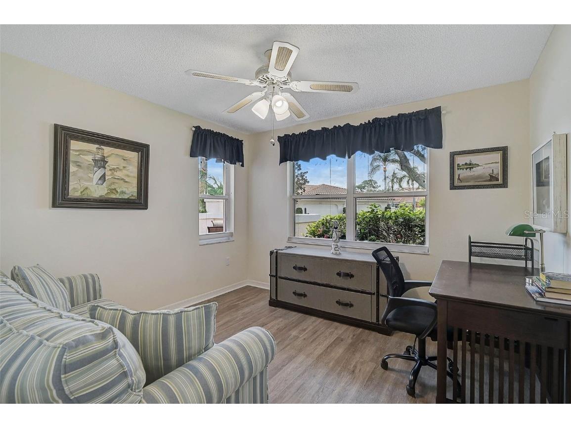 7341 Golf Pointe Circle Sarasota FL 34243 A4671327 image28