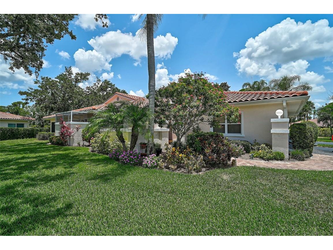7341 Golf Pointe Circle Sarasota FL 34243 A4671327 image4