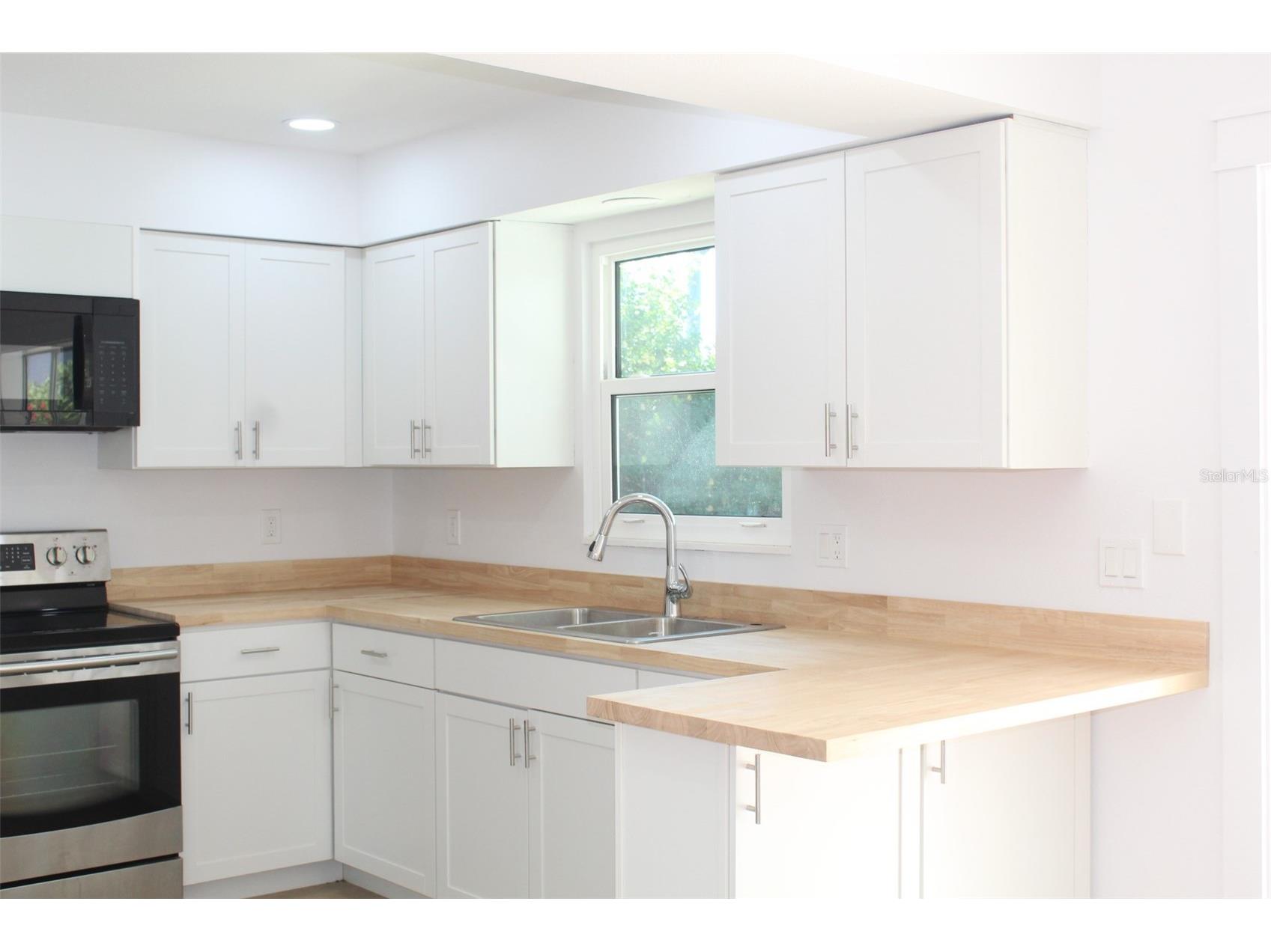 7341 Hart Street Englewood FL 34224 O6322568 image10