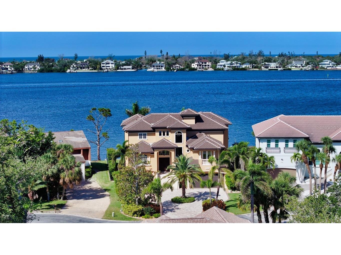 7342 Captain Kidd Avenue Sarasota FL 34231 - LITTLE SARASOTA BAY A4648878 image2