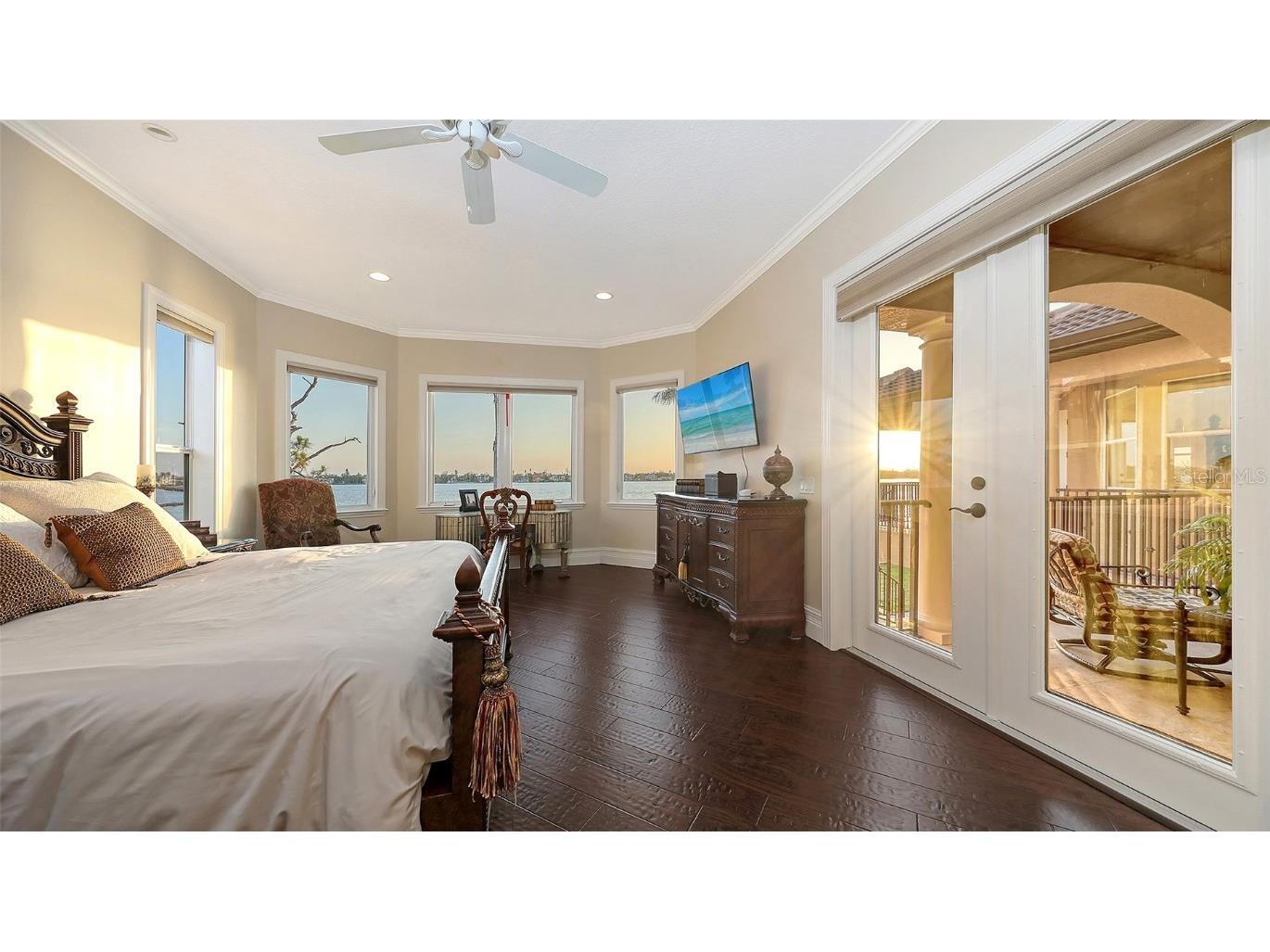 7342 Captain Kidd Avenue Sarasota FL 34231 - LITTLE SARASOTA BAY A4648878 image35