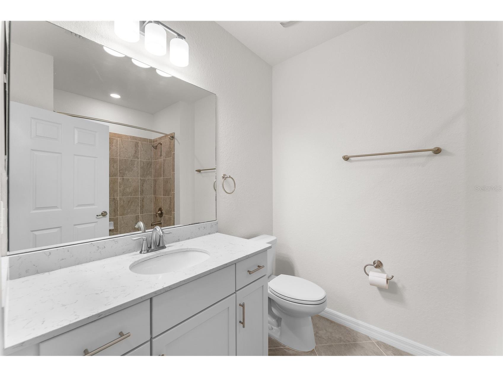 7342 Divot Loop Lakewood Ranch FL 34202 A4700507 image18