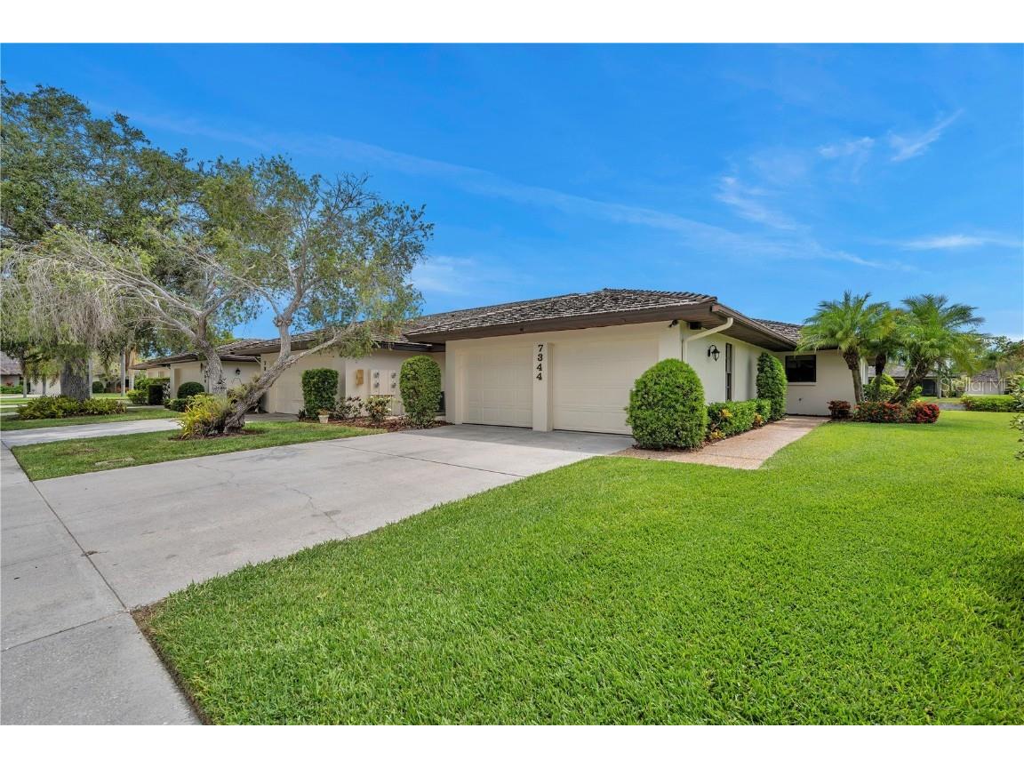 7344 Killarney Drive #20A Sarasota FL 34238 A4576613 image1