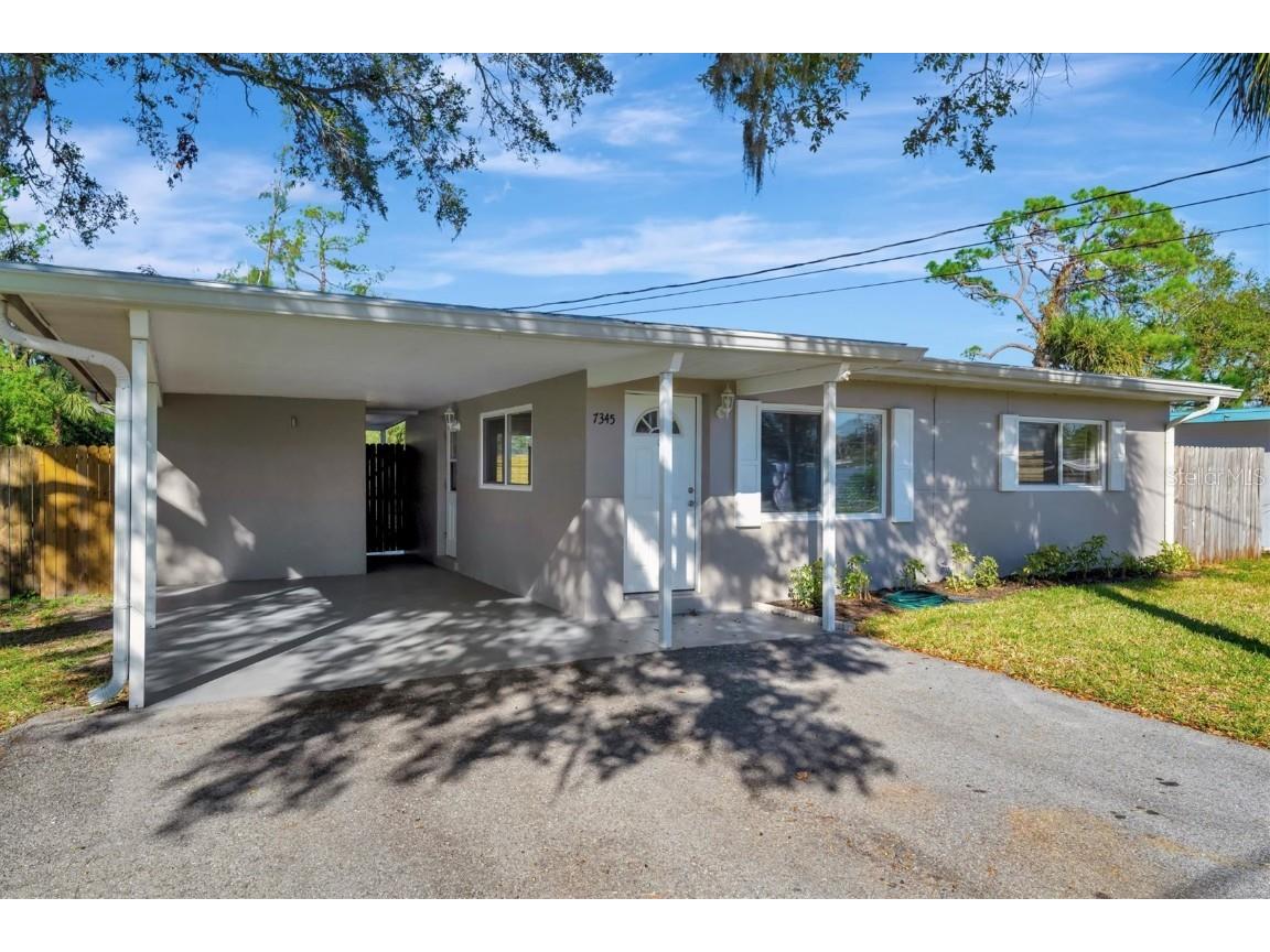 7345 Royal Palm Drive New Port Richey FL 34652 W7870864 image1