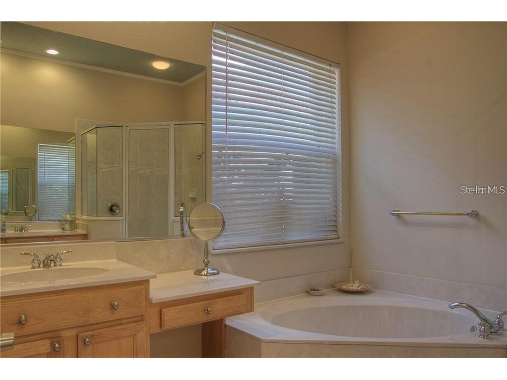 7348 Stanhope Court Sarasota FL 34238 A4492242 image15