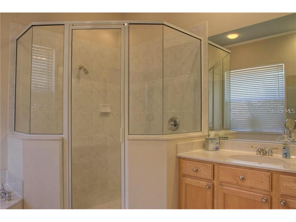 7348 Stanhope Court Sarasota FL 34238 A4492242 image16