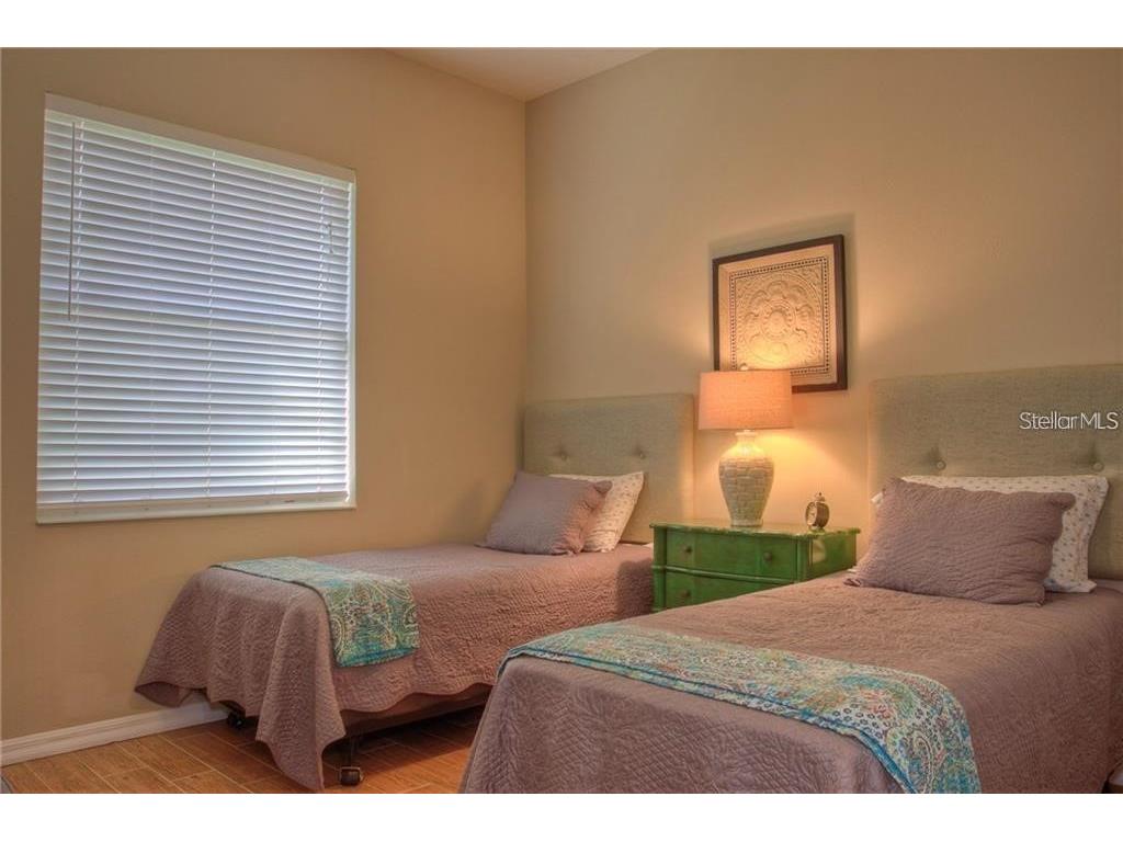 7348 Stanhope Court Sarasota FL 34238 A4492242 image18