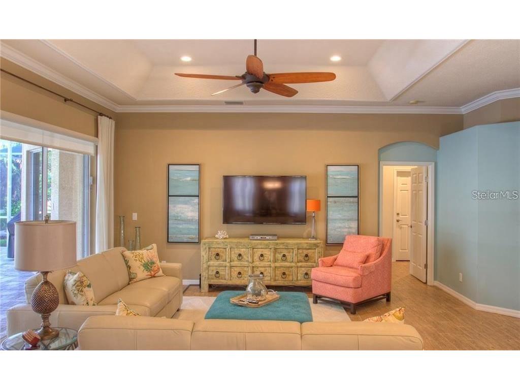 7348 Stanhope Court Sarasota FL 34238 A4492242 image4