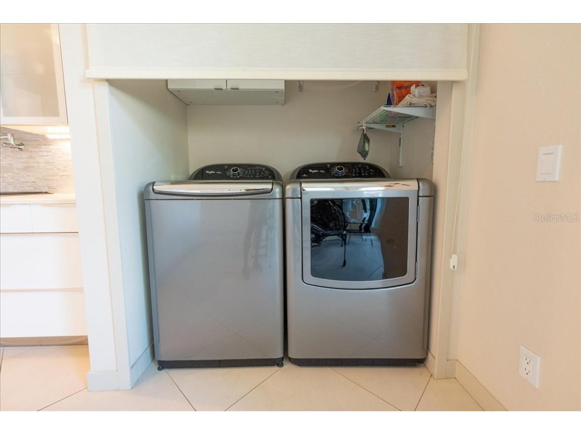 7349 Regina Royale #13 Sarasota FL 34238 A4665401 image26