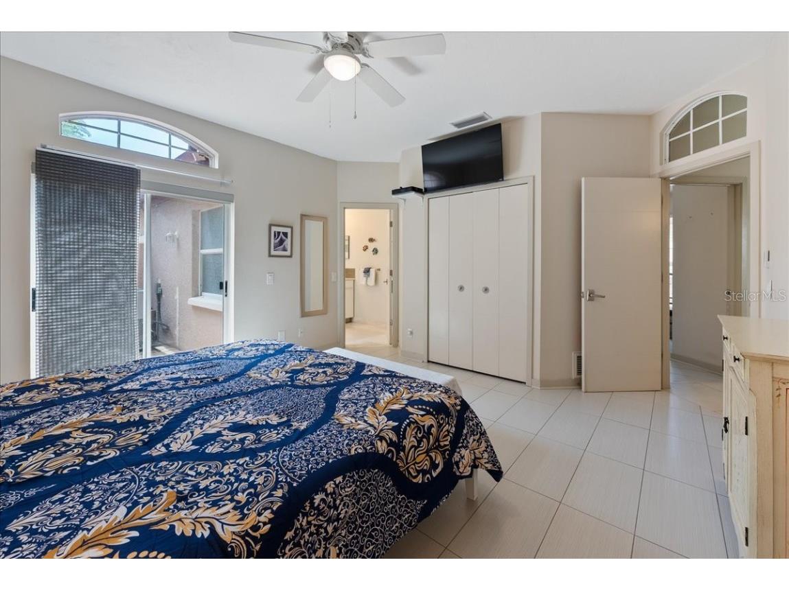 7349 Regina Royale #13 Sarasota FL 34238 A4665401 image32