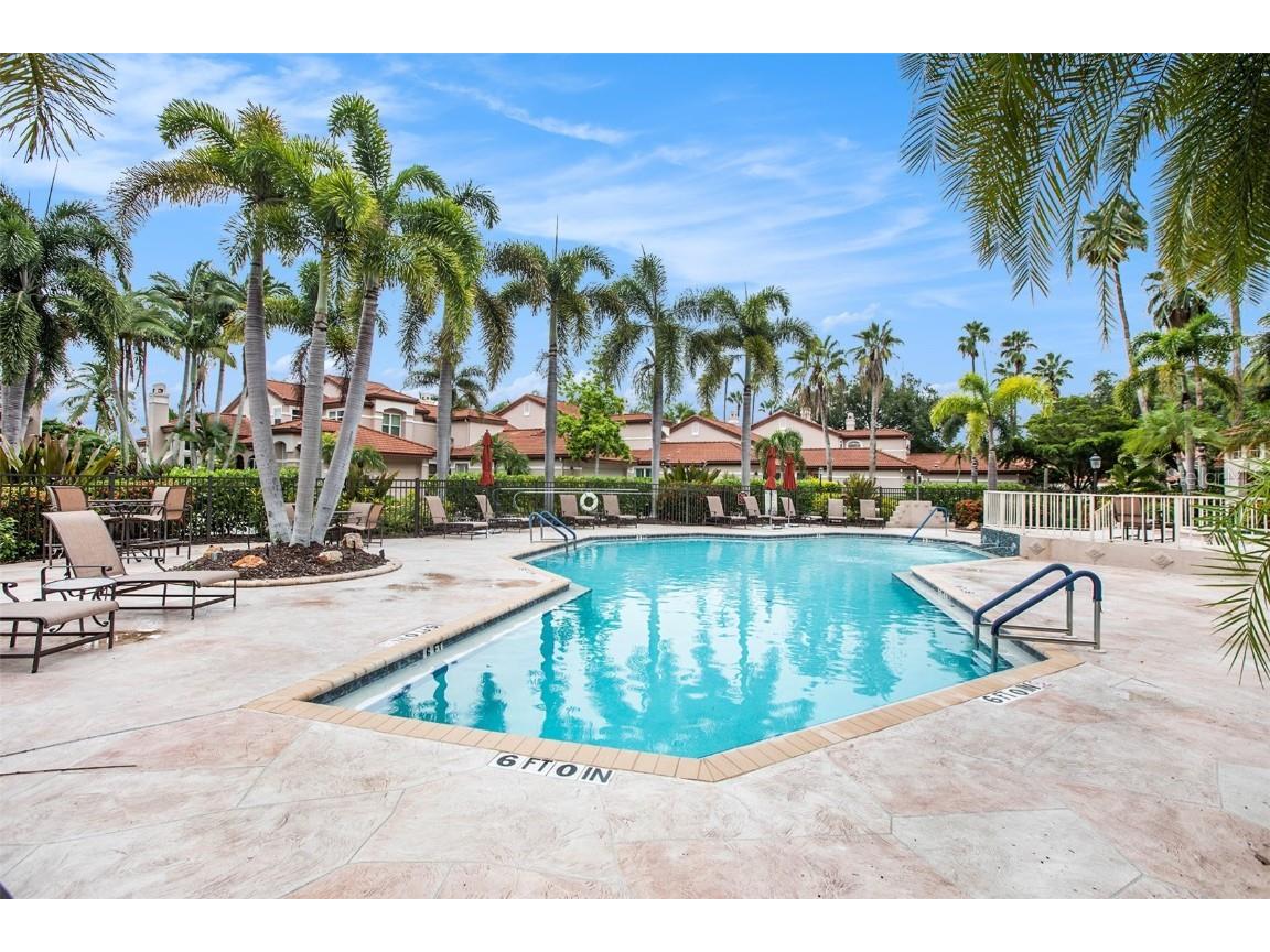 7349 Regina Royale #13 Sarasota FL 34238 A4665401 image43