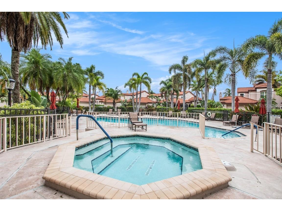 7349 Regina Royale #13 Sarasota FL 34238 A4665401 image45