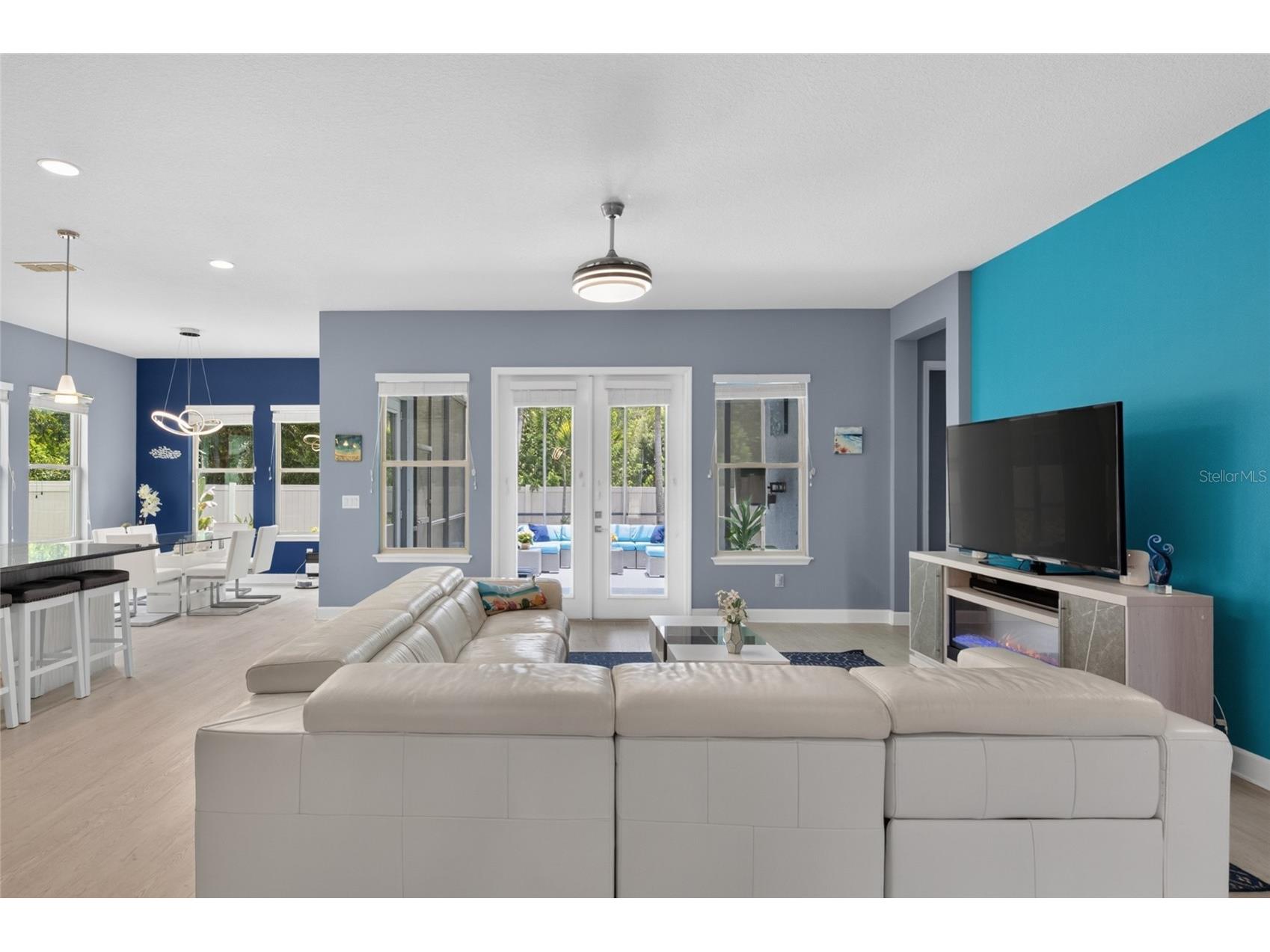 735 116th Court NE Bradenton FL 34212 A4698326 image8