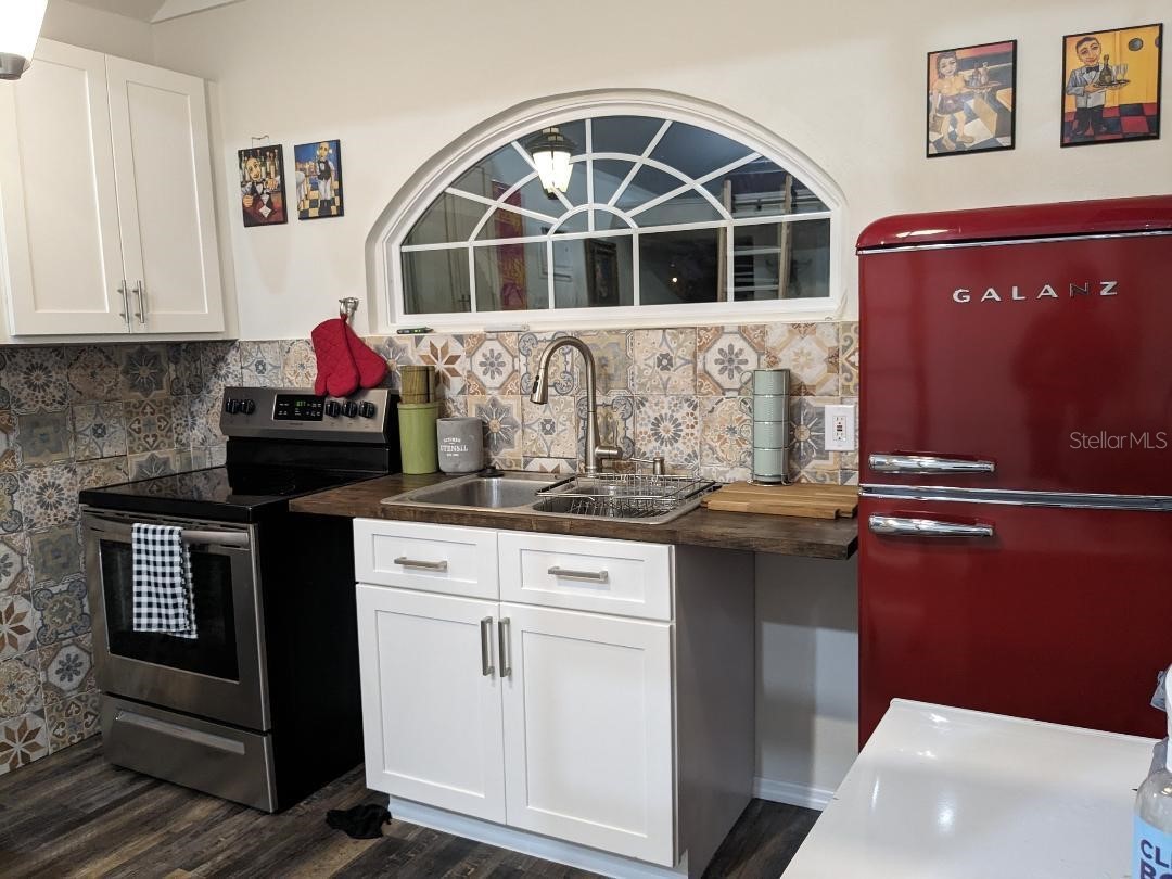 735 26th Avenue S Saint Petersburg FL 33705 O6417295 image16