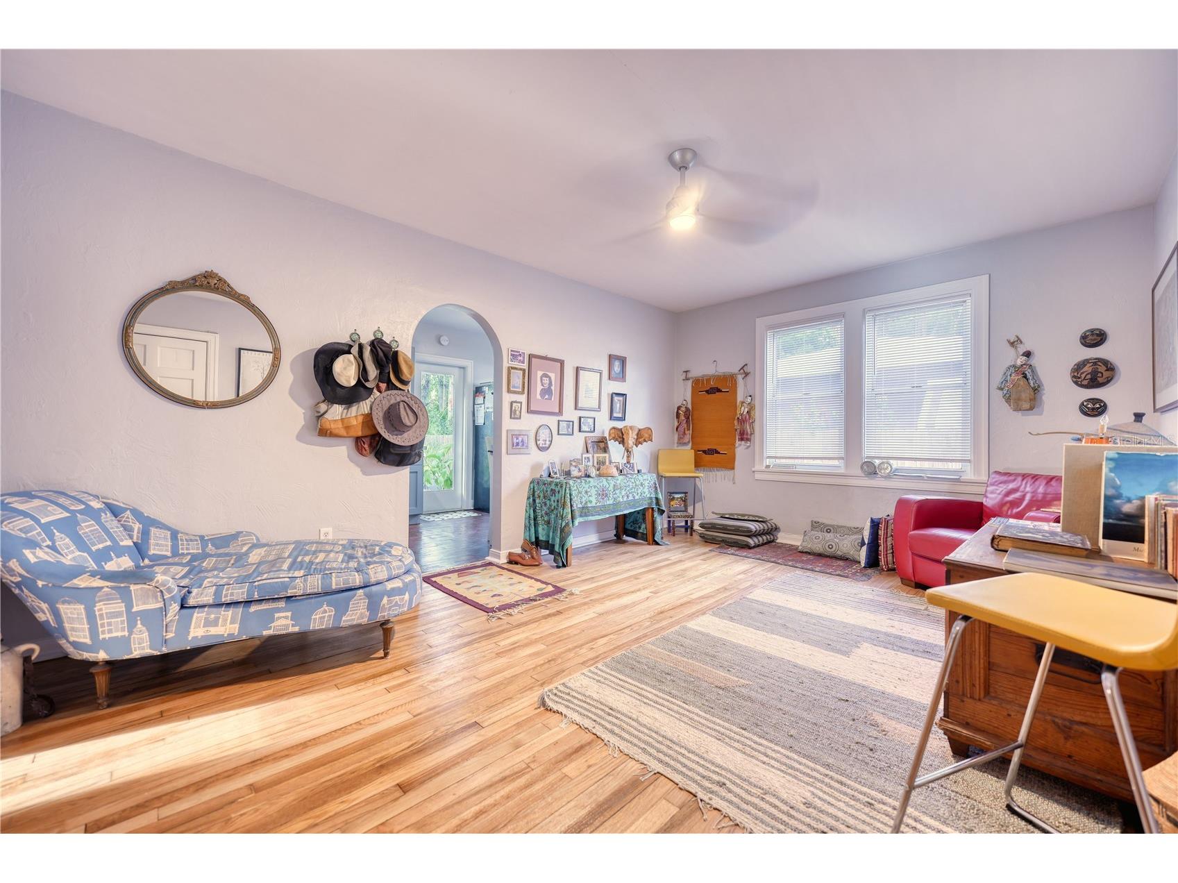 735 26th Avenue S Saint Petersburg FL 33705 TB8480402 image4