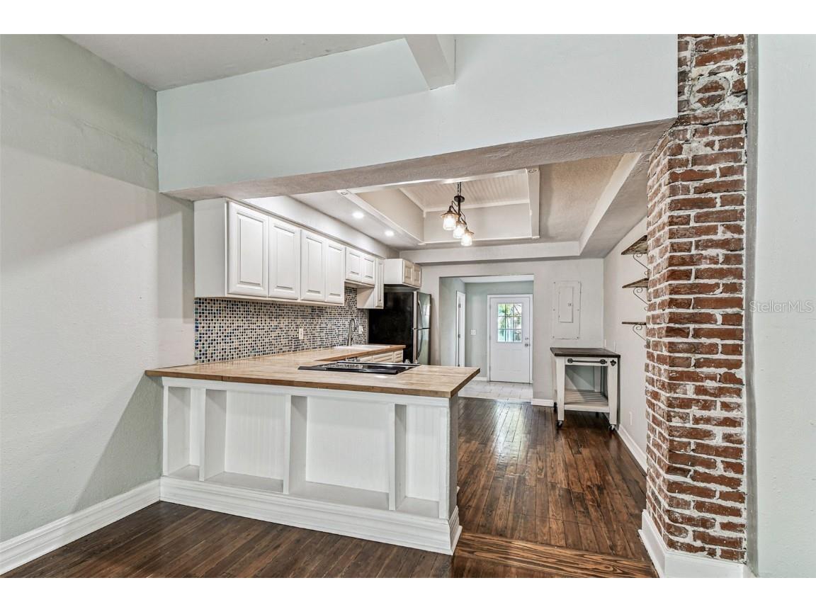 735 2nd Street N Safety Harbor FL 34695 TB8439357 image21