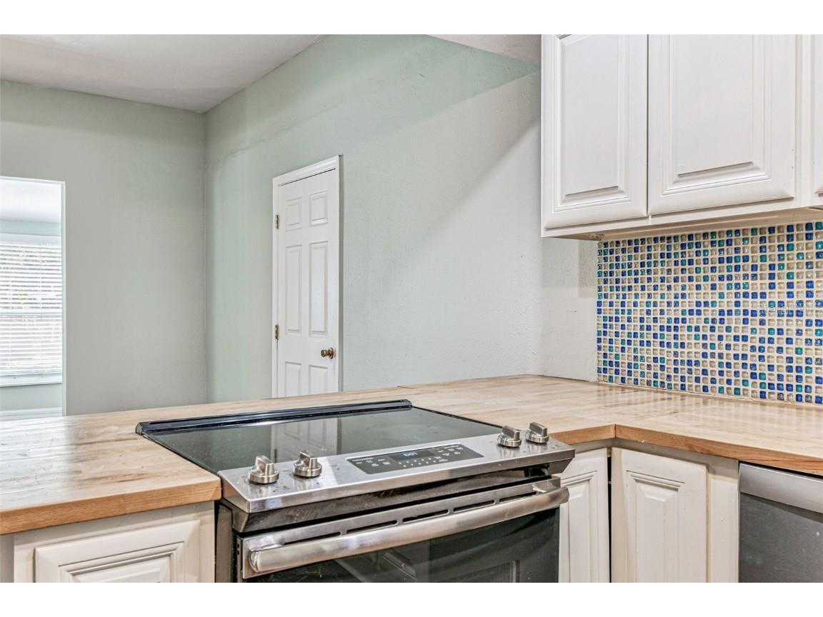 735 2nd Street N Safety Harbor FL 34695 TB8439357 image25