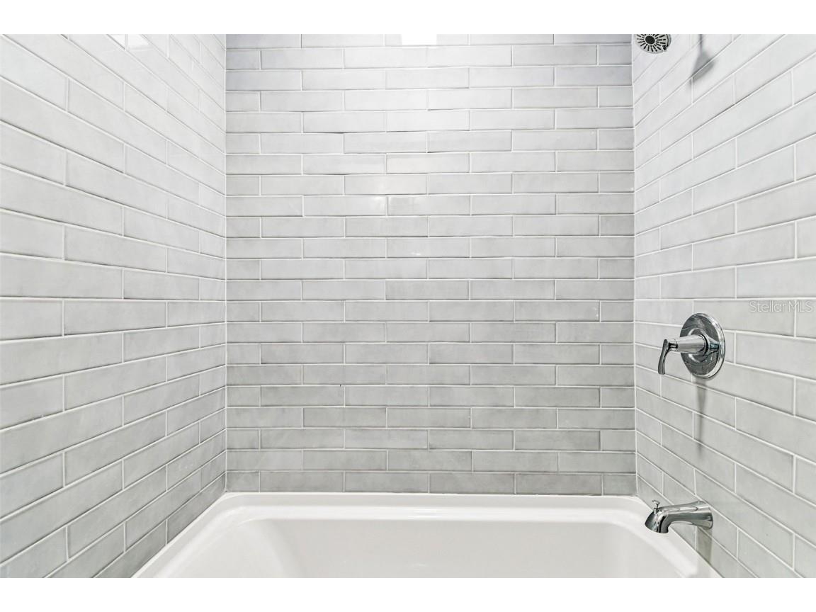 735 2nd Street N Safety Harbor FL 34695 TB8439357 image39