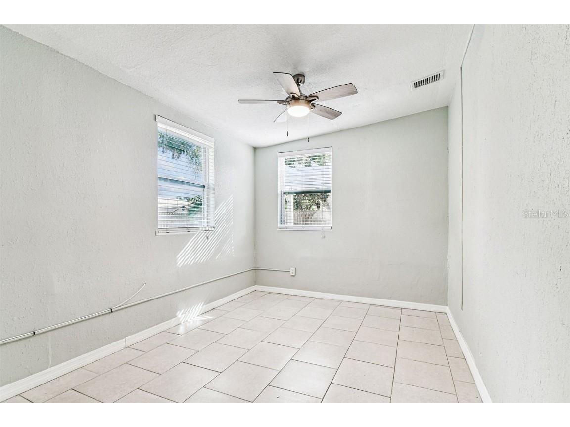 735 2nd Street N Safety Harbor FL 34695 TB8439357 image41