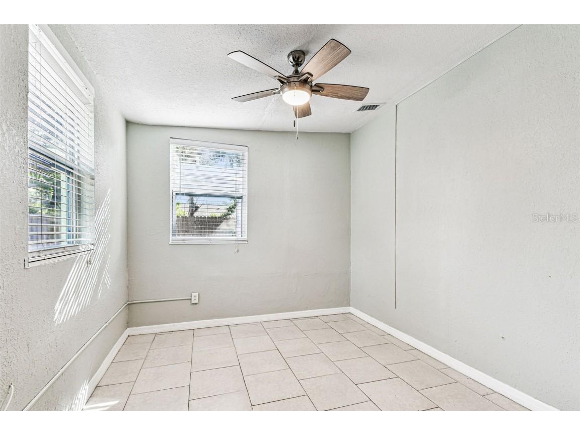 735 2nd Street N Safety Harbor FL 34695 TB8439357 image44