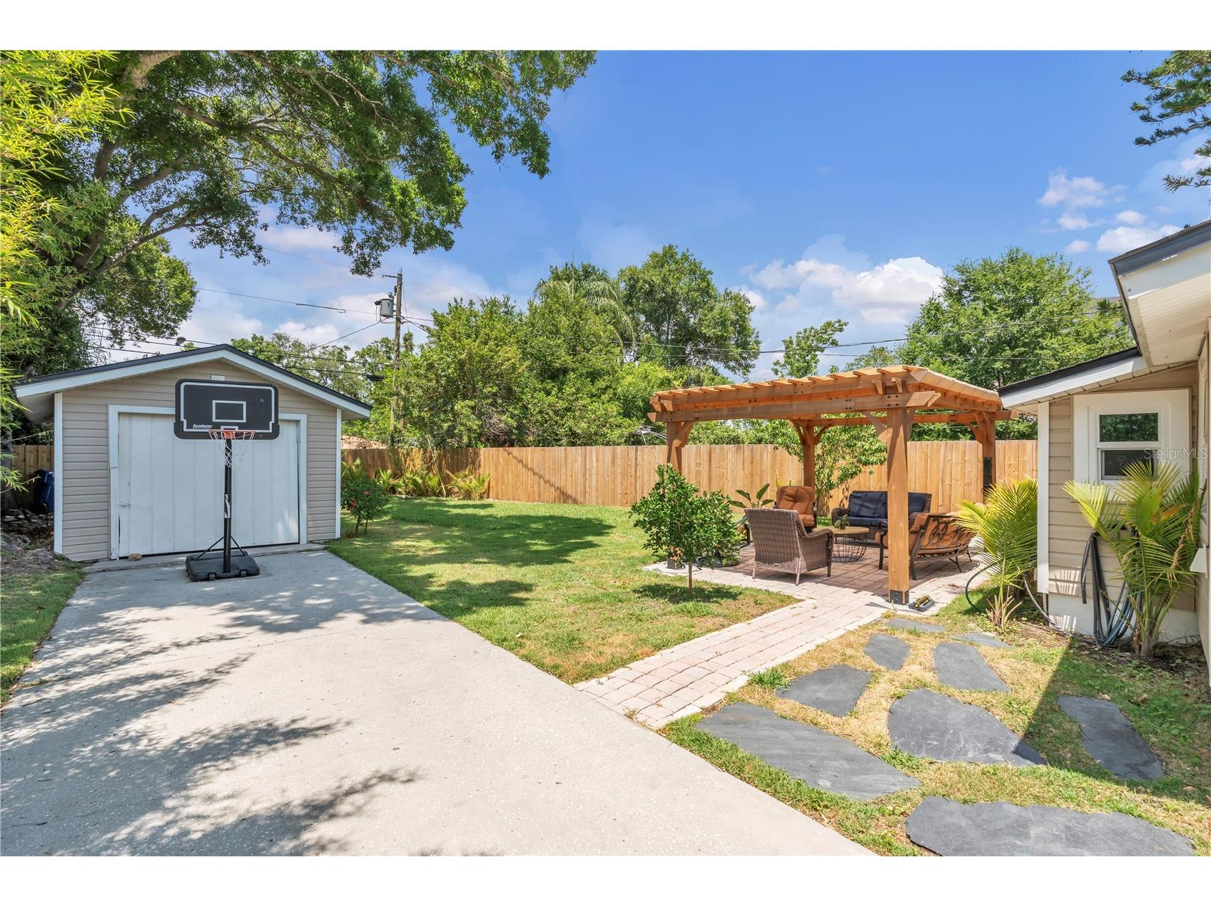 735 40th Avenue N Saint Petersburg FL 33703 TB8504827 image21