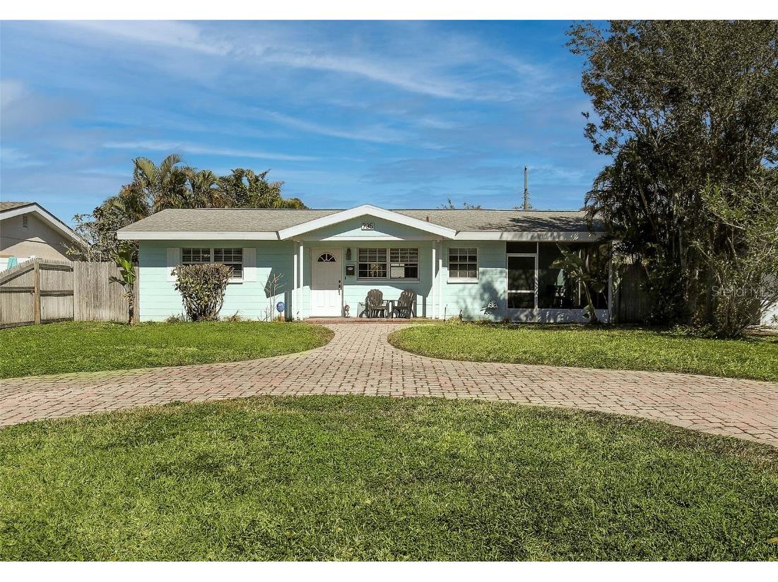 735 42nd Avenue NE Saint Petersburg FL 33703 U8241412 image1