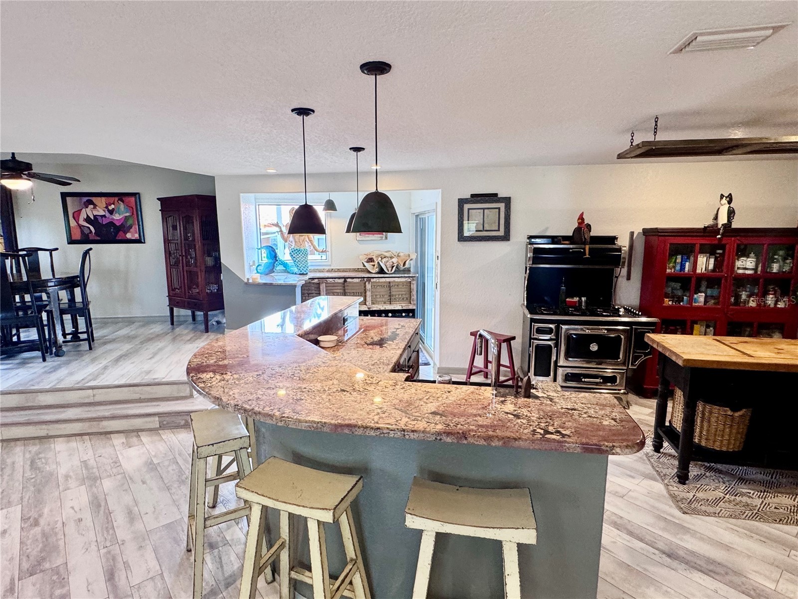 735 79th Circle S Saint Petersburg FL 33707 TB8521145 image10