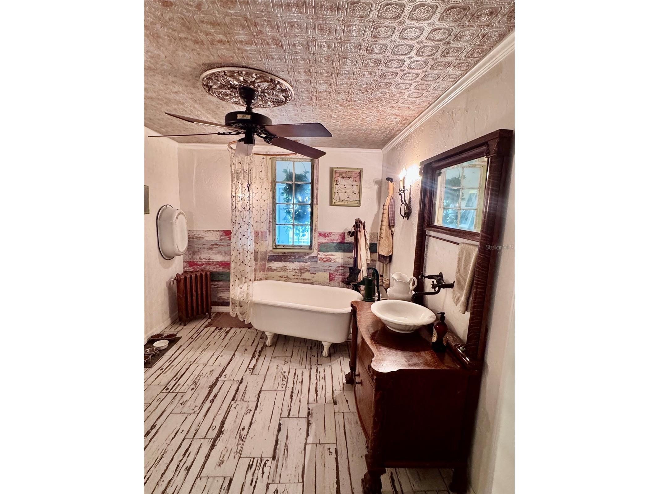 735 79th Circle S Saint Petersburg FL 33707 TB8521145 image18
