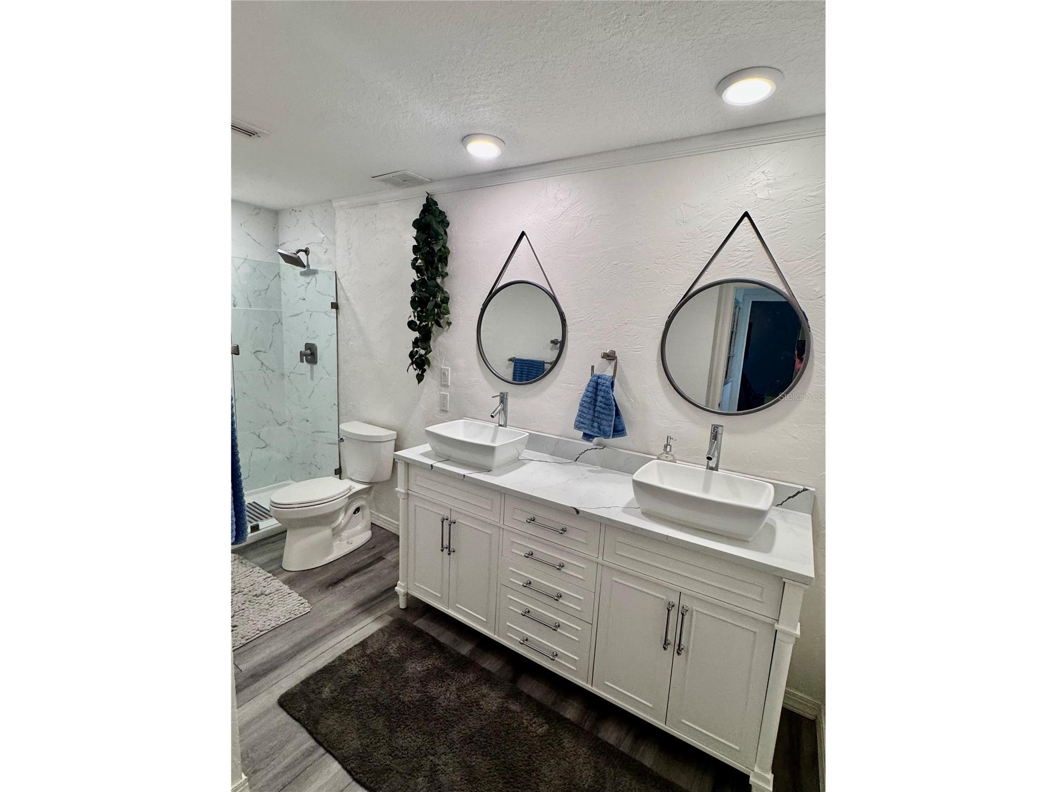 735 79th Circle S Saint Petersburg FL 33707 TB8521145 image28