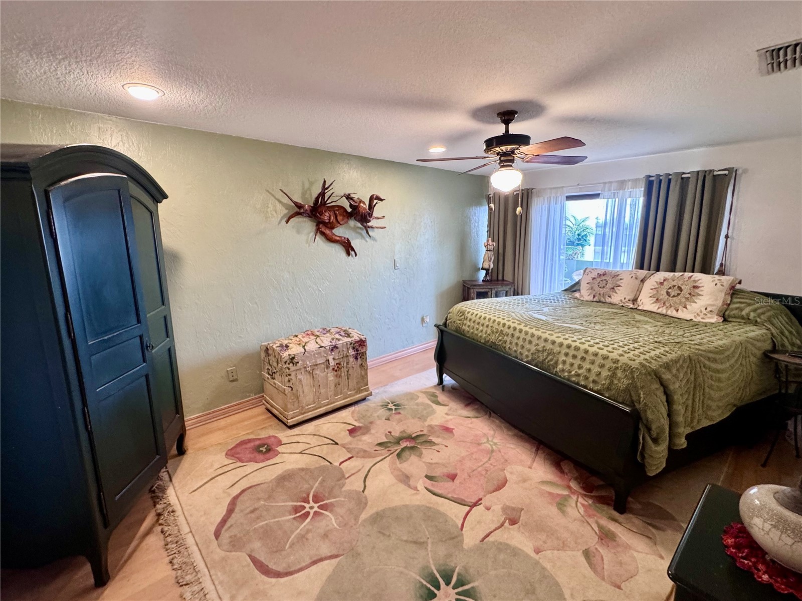 735 79th Circle S Saint Petersburg FL 33707 TB8521145 image31