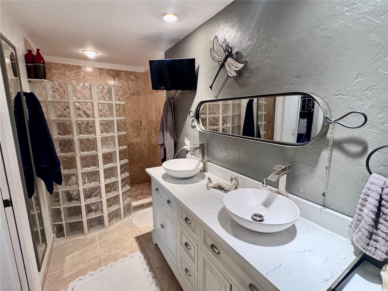 735 79th Circle S Saint Petersburg FL 33707 TB8521145 image32