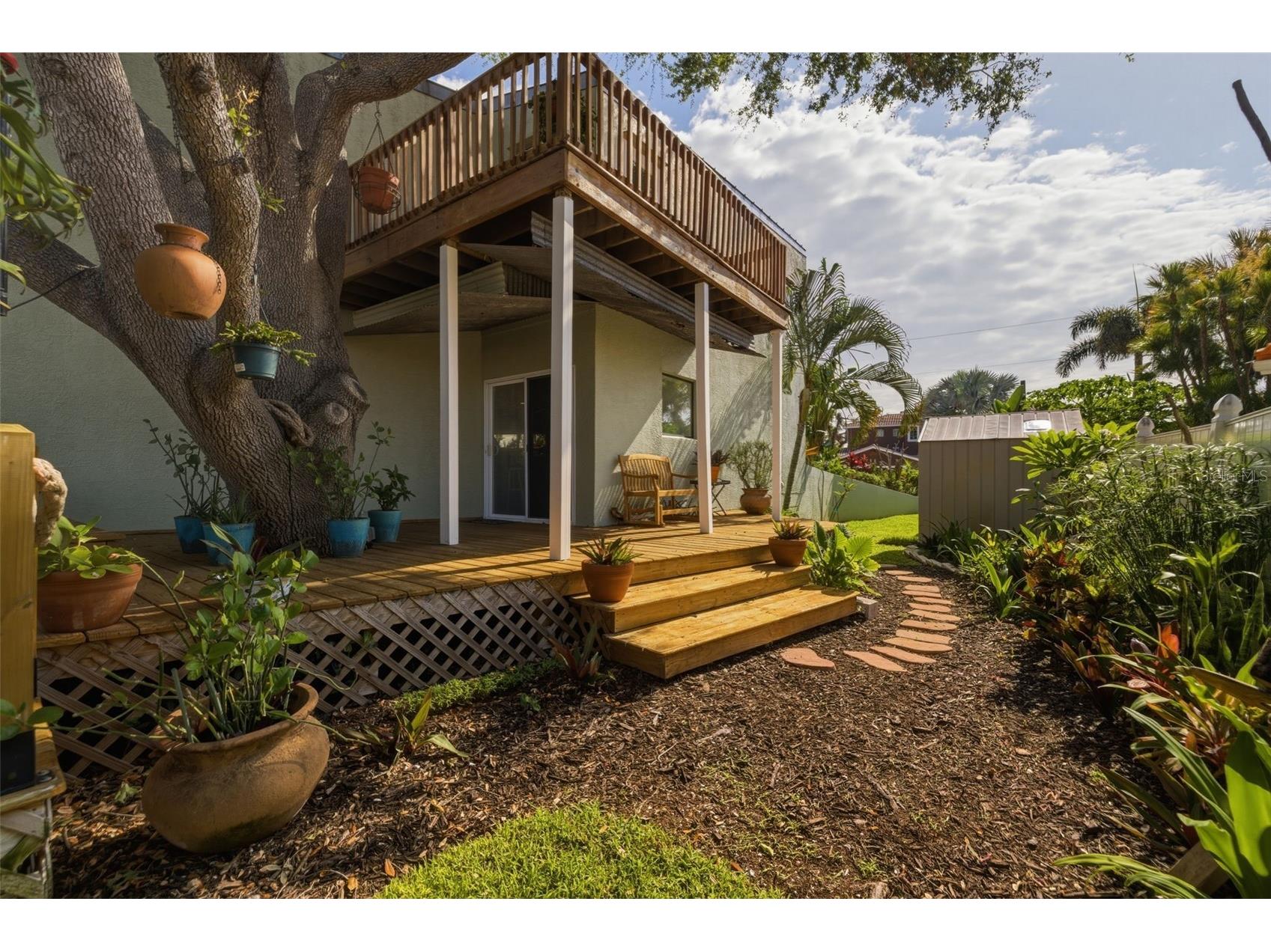 735 79th Circle S Saint Petersburg FL 33707 TB8521145 image44