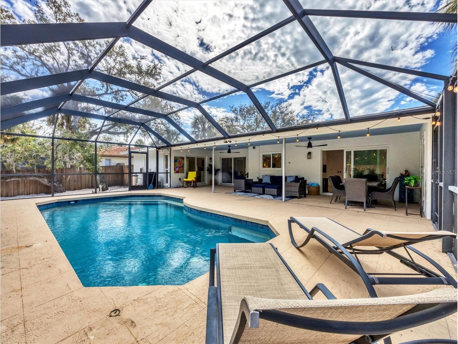 735 Birdsong Lane Sarasota FL 34242 A4660352 image25