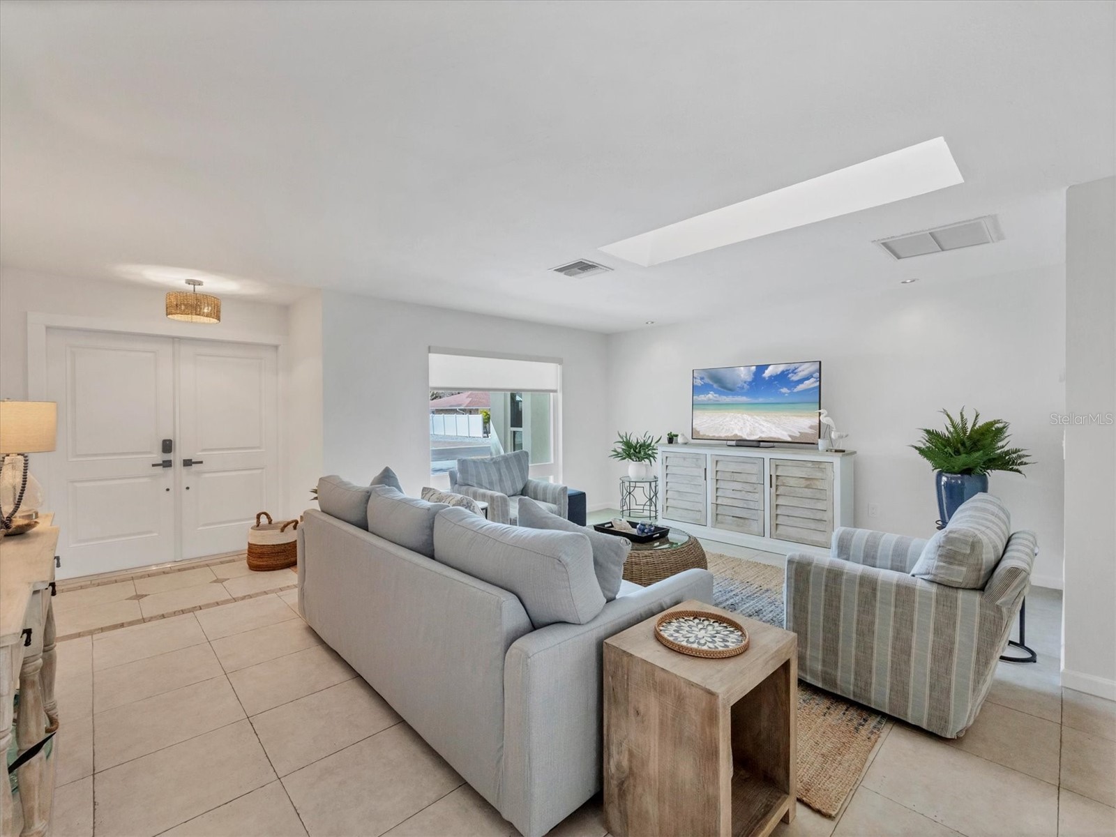 735 Birdsong Lane Sarasota FL 34242 A4660352 image5