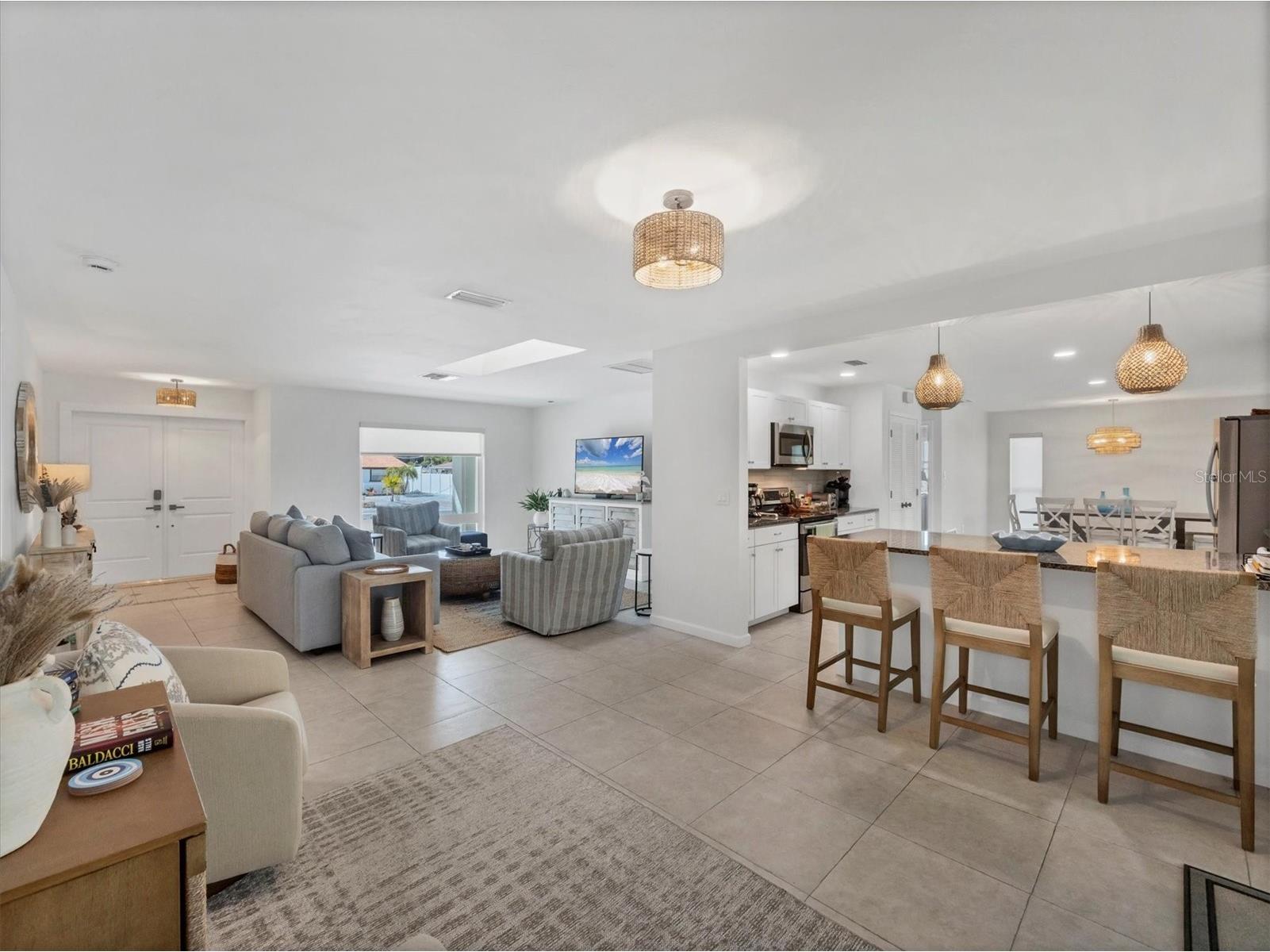 735 Birdsong Lane Sarasota FL 34242 A4660352 image9