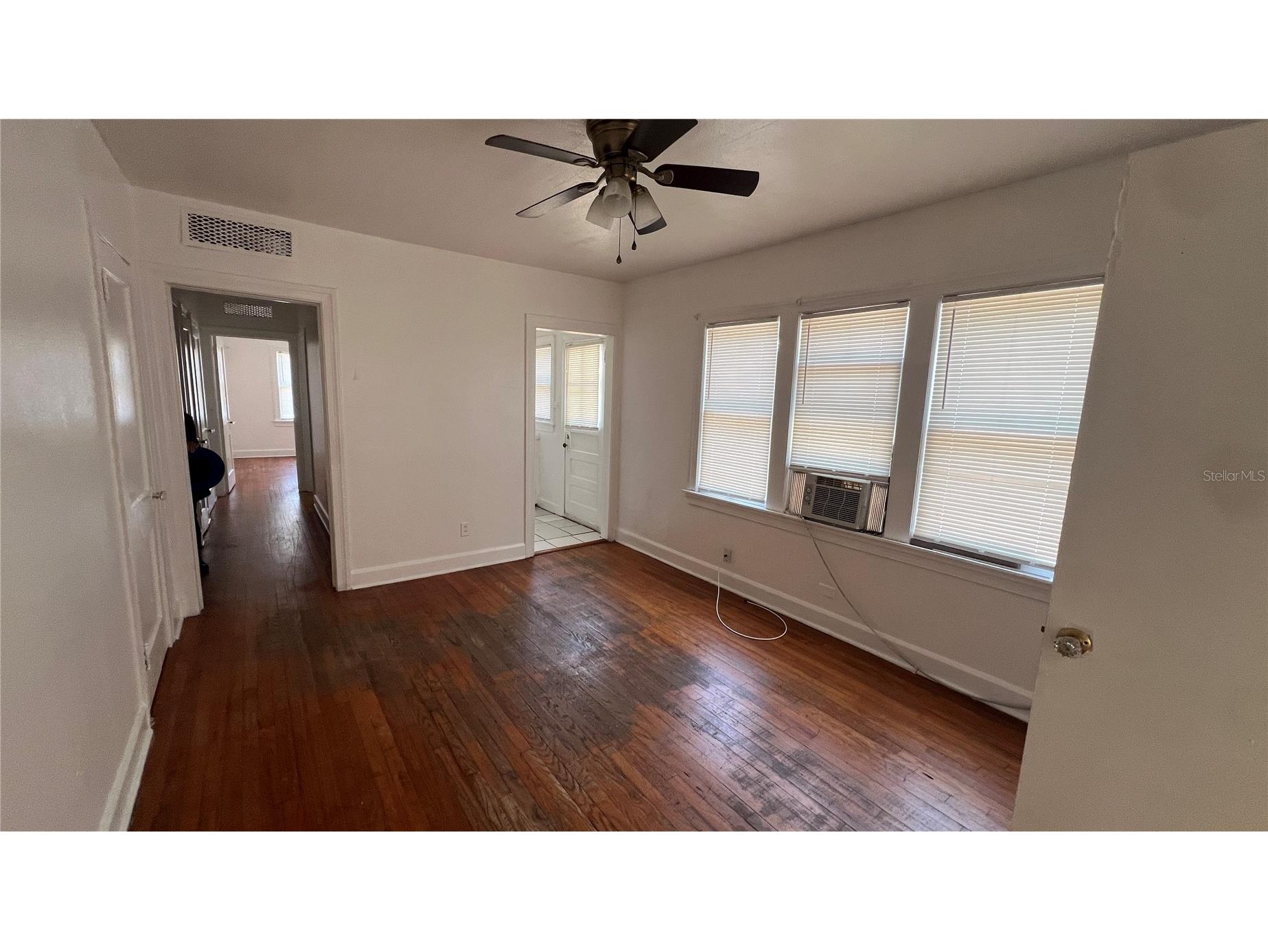 735 Grove Street N #2 Saint Petersburg FL 33701 TB8513902 image4