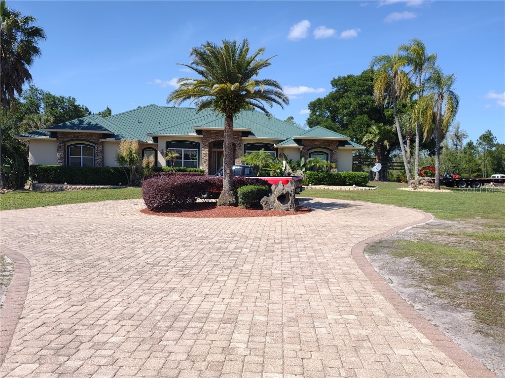 735 Johnson Lake Road De Leon Springs FL 32130 V4924003 image1