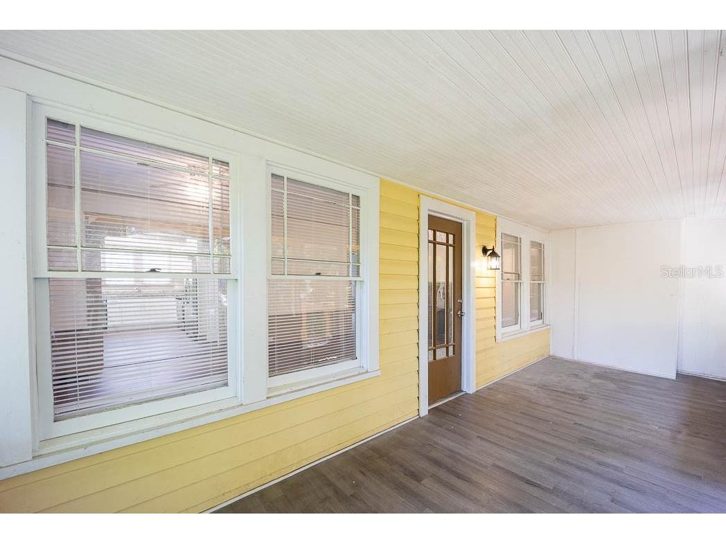 735 Montreville Ave Deland FL 32724 V4947977 image2