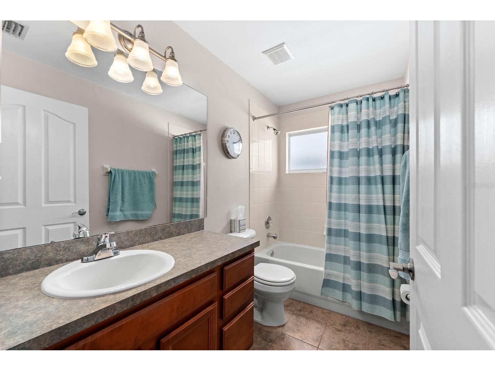 735 NE Addison Drive Saint Petersburg FL 33716 TB8507415 image16