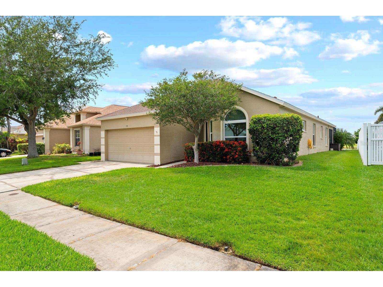 735 NE Addison Drive Saint Petersburg FL 33716 TB8507415 image2