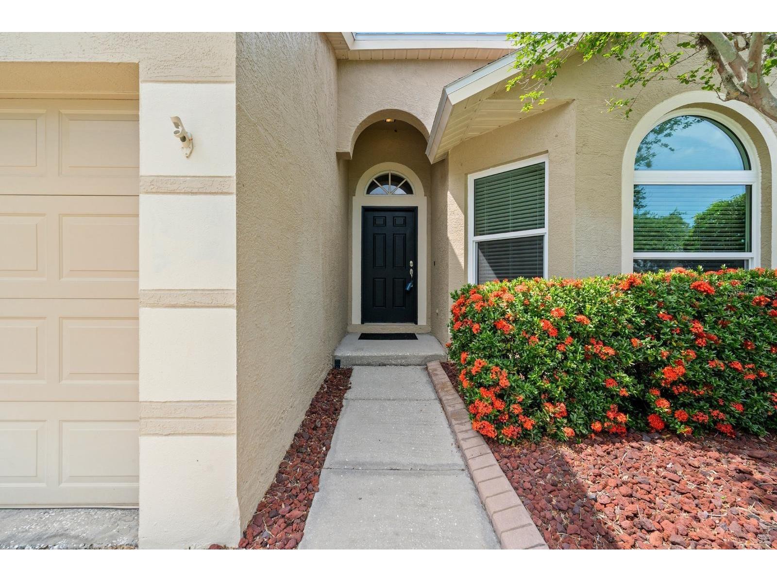 735 NE Addison Drive Saint Petersburg FL 33716 TB8507415 image3