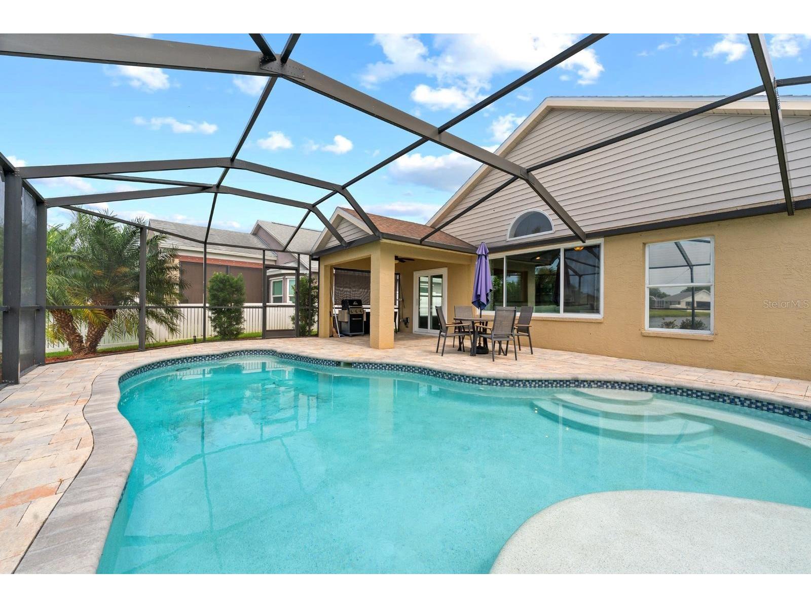 735 NE Addison Drive Saint Petersburg FL 33716 TB8507415 image4