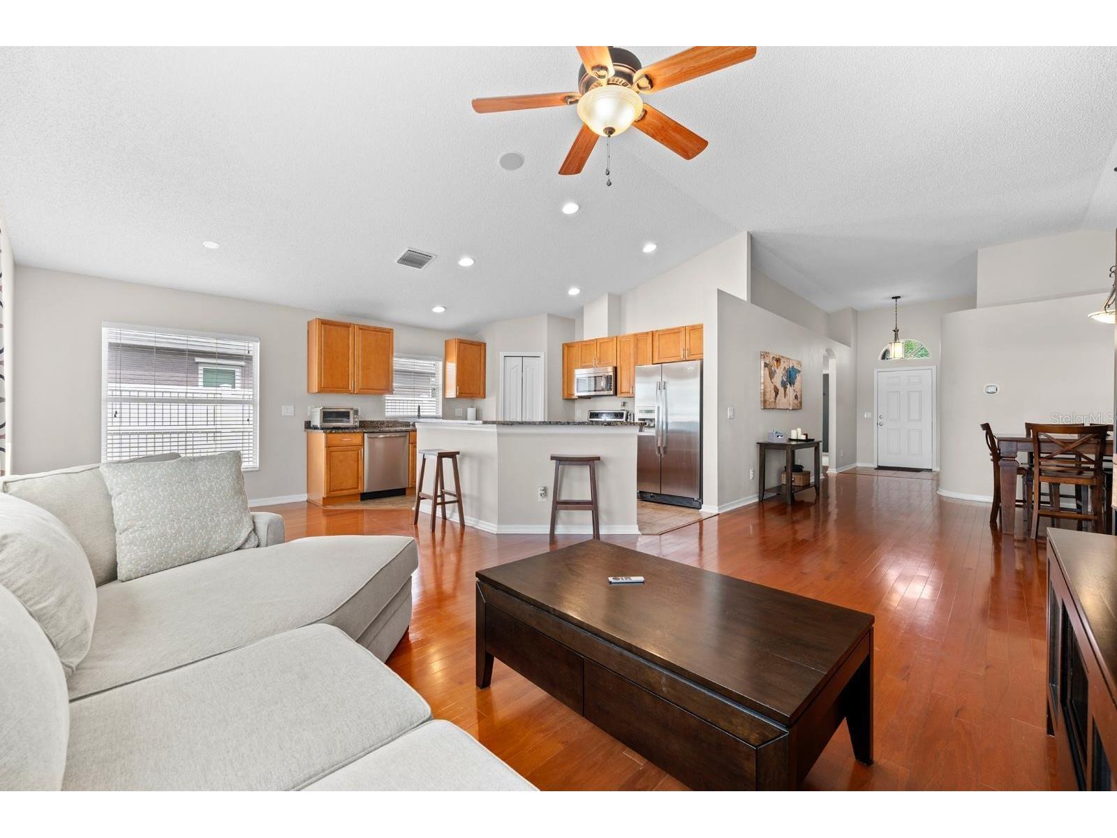 735 NE Addison Drive Saint Petersburg FL 33716 TB8507415 image5